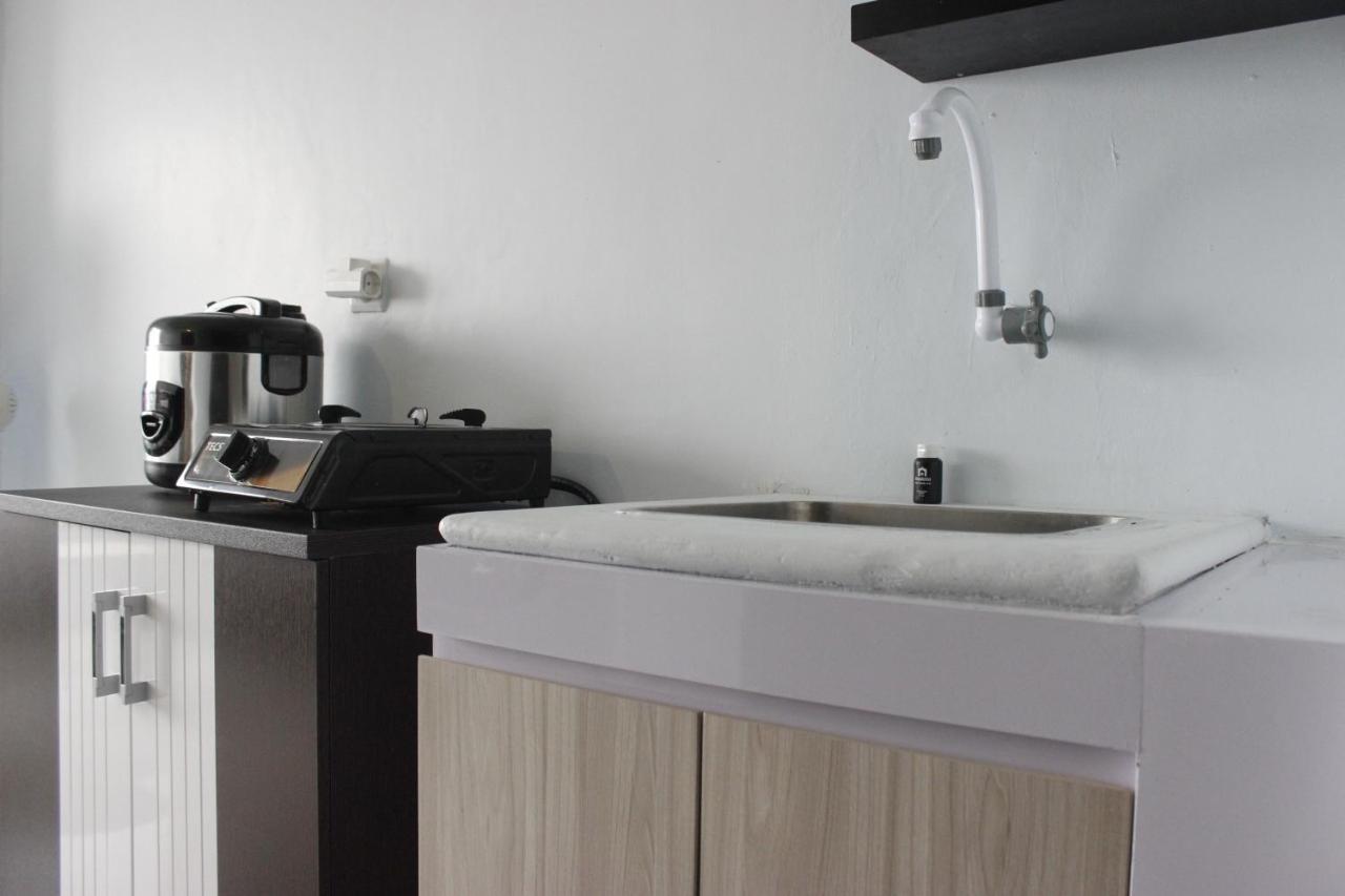 Modest 2Br Apartment At The Jarrdin Cihampelas By Travelio Бандунг Екстериор снимка
