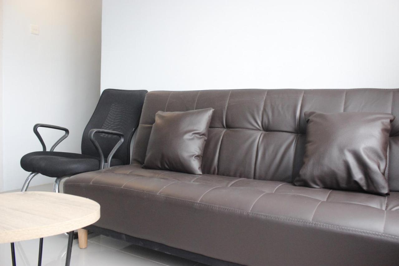 Modest 2Br Apartment At The Jarrdin Cihampelas By Travelio Бандунг Екстериор снимка